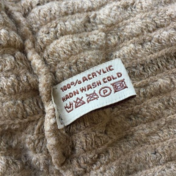 Soft & Cozy Acrylic Nubby Knit Tan Infinity Scarf, NWT - Picture 5 of 5